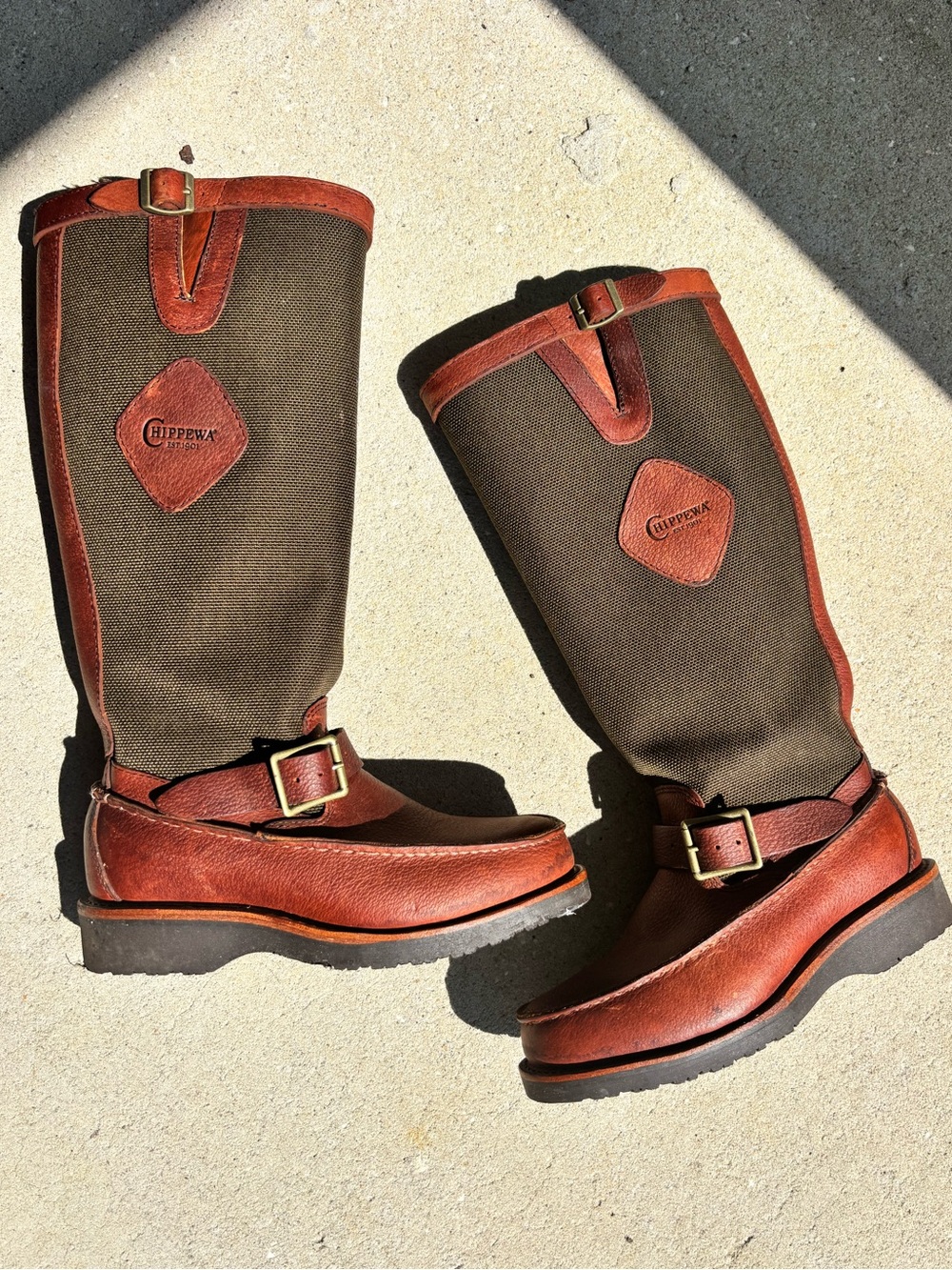 Chippewa Men's Cutter 17” Back Zip Snake Boot in Goaky (Brown)